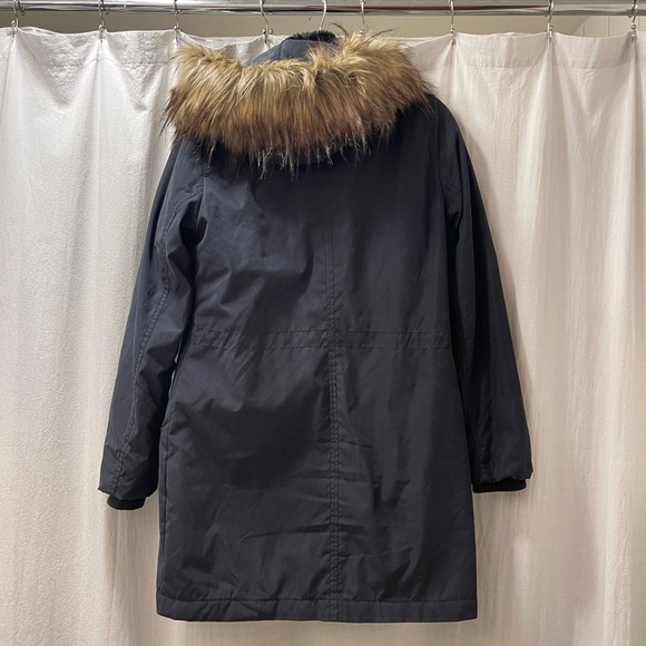 Abercrombie & Fitch parka with detachable fur on hood - Picture 4 of 4